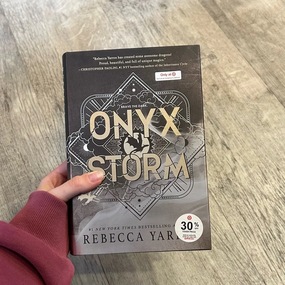 Onyx Storm - Target Exclusive Edition - by Rebecca Yarros